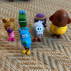 Hey Duggee Figure Set